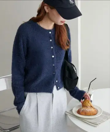 페더얀 크루넥 가디건