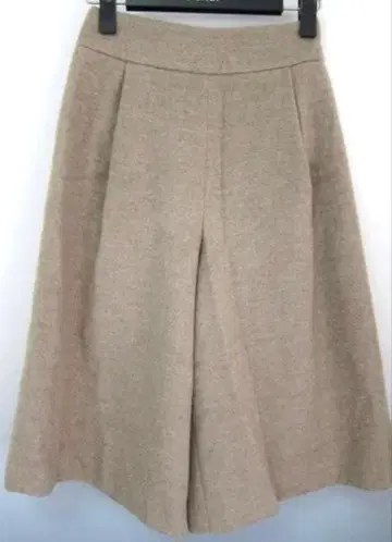 새상품급 FOXEY 캐시미어 100% 큐롯 팬츠