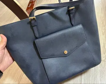 네이비 비즈니스 백 프론트 포켓 부착