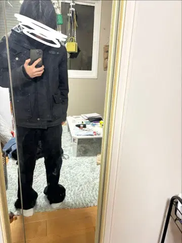 그런지 모즈 코트 블랙