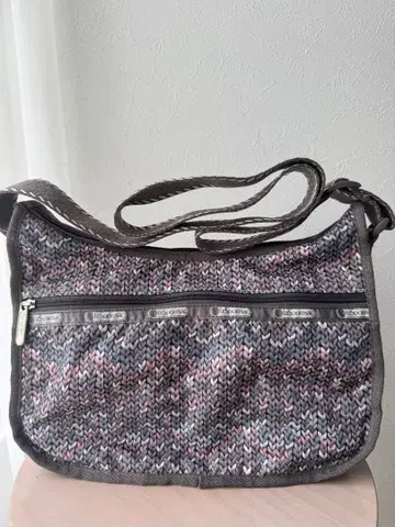 레스포 숄더백 고급 그레이 계열 짜임 패턴 [미사용품]