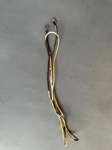 [ 신상 ] 실크 트윌 리본 happy 낙서