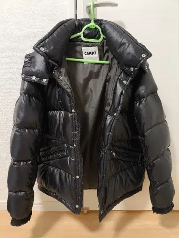 CAMP7 후드 부착 블랙 다운 자켓
