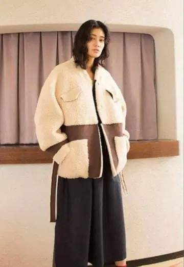 EARIH Y-ECO MOUTON BELTED COAT