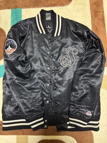 SUBCIETY 블랙 바시티 자켓