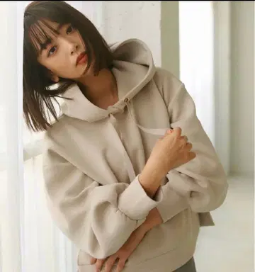 LAGUNAMOON 베이지 후드 부착 후드티