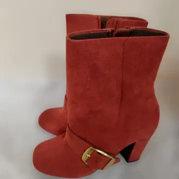 질스튜어트 빨간색 스웨이드 부츠 지퍼 포함