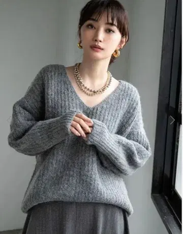 fifth 그레이 V넥 니트 스웨터 M 사이즈