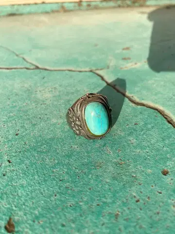 VINTAGE silver BIG Turquoise ring