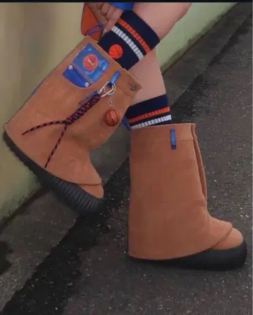 Yellow 스웨이드 부츠 size L