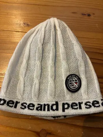 and per se 케이블 짜임 니트 모자 비니 화이트 앤퍼시 새상품급