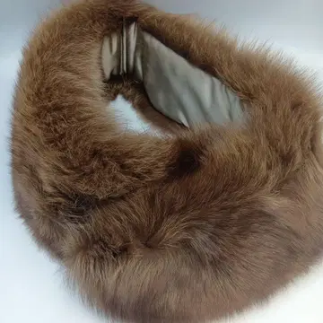 209 브라운 퍼 라운드형 숄