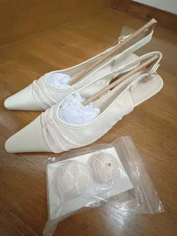 스틸레토 슬링백 펌프스 RANDA