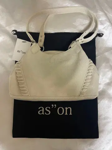 as'on 화이트 숄더백