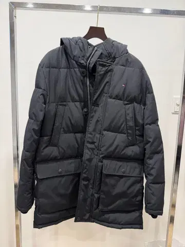TOMMY HILFIGER 블랙 다운 자켓 M 사이즈