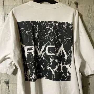 [ RVCA ] 루카 백 프린트 빅 로고 반팔 T셔츠 화이트 L