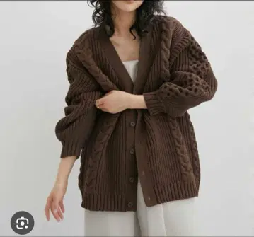 [ 드라마 착용 ] 볼륨 케이블 오버 사이즈 가디건 / 초경량