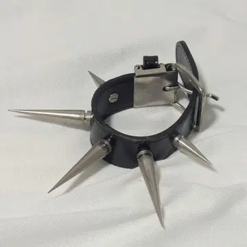 펑크 스터드 벨트 뱅글 오피움