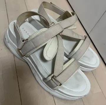 RANDA 골드 부품 스포츠 샌들 LL 아이보리 베이지 통굽