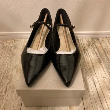 아파트바이 블랙 에나멜 스틸레토 플랫슈즈 [새상품]