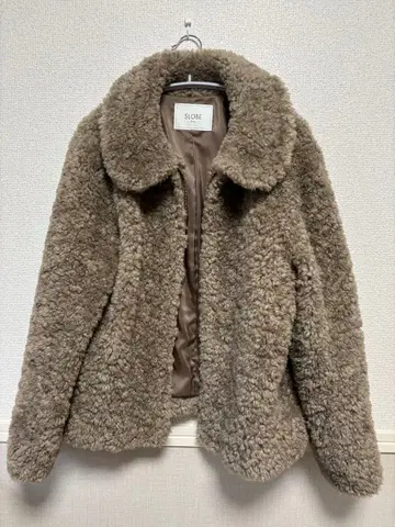 슬로브 이에나 보아 블루종