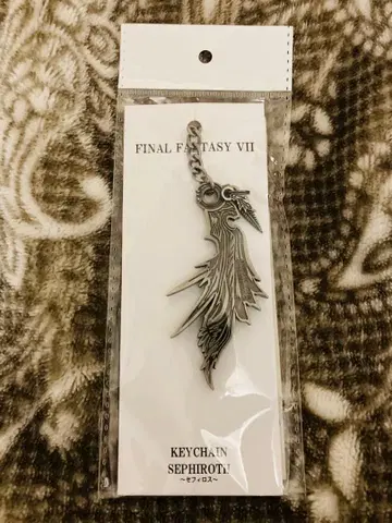 ff7 세피로스 메탈 키링 한쪽 날개