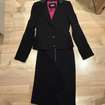 D&G 스커트 수트 블랙