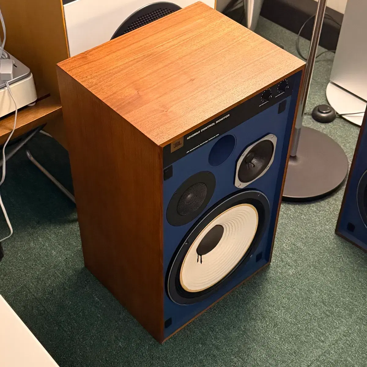 JBL JBL 4312mk2 Mint condition on Bunjang Global Site.