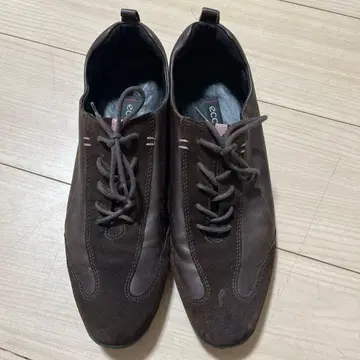 ecco 브라운 스니커즈