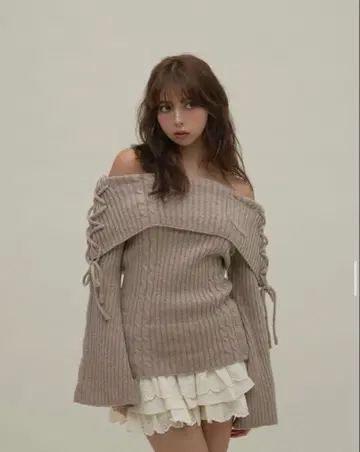 andmary Corrie 레이스 니트 세트업