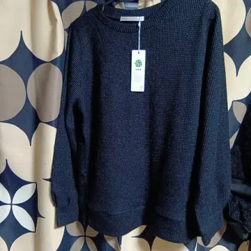 ikka 블랙 라메 긴팔 니트