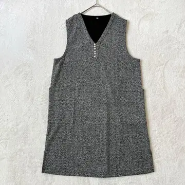 슬리브리스 원피스 [ M ] 헨리넥 펄 라인 V넥 플란넬