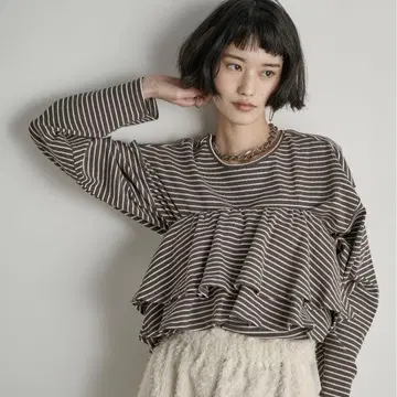 Auntie Rosa 티셔츠 보더 뷔스티에 포함