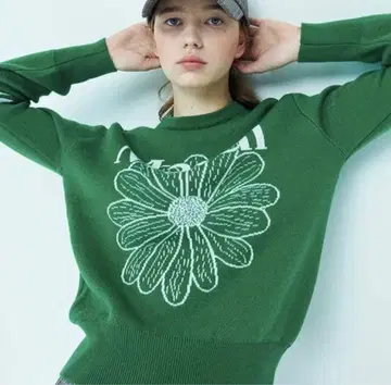 Mardi 꽃무늬 프린트 니트