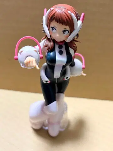 나의 히어로 아카데미아 우라라카 오챠코 피규어