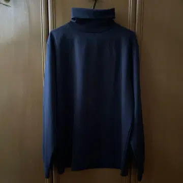 스마트 터틀넥 풀오버 M 네이비