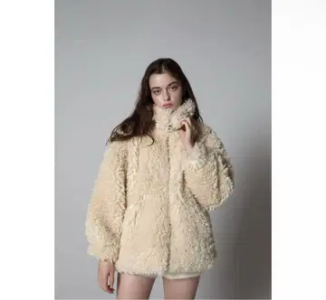 epine 쉽 무통 코트 새상품급