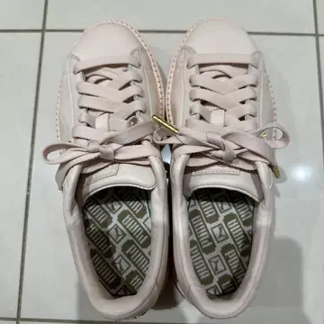 PUMA 핑크 가죽 스니커즈