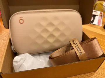 도테라 숄더백 베이지