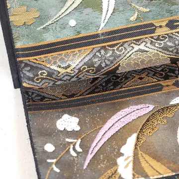 인견사에 떠오르는 우아한 눈을 머금은 버들 무늬 후쿠로 오비