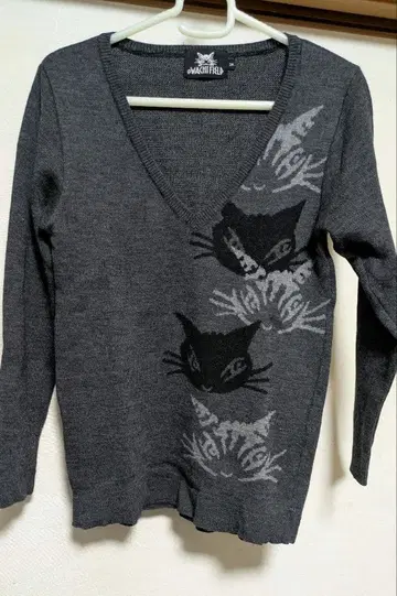 와치필드 쉐도우 니트 스웨터 & 스커트