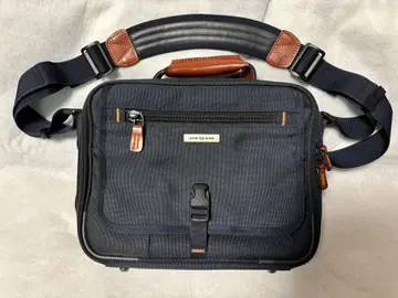 ACE GENE 네이비 숄더백