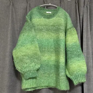 로리즈팜 그라데이션 그린 니트 스웨터