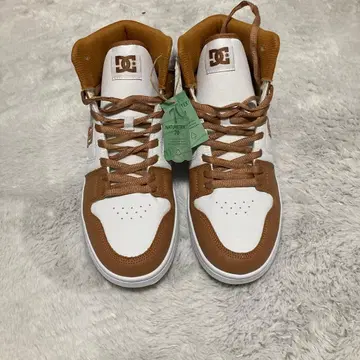 DC 하이컷 스니커즈 화이트/브라운