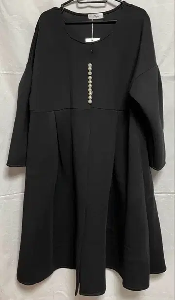 Myu 펄 장식 본딩 코트 블랙