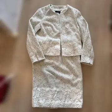 modify 화이트 계열 레이스 셋업