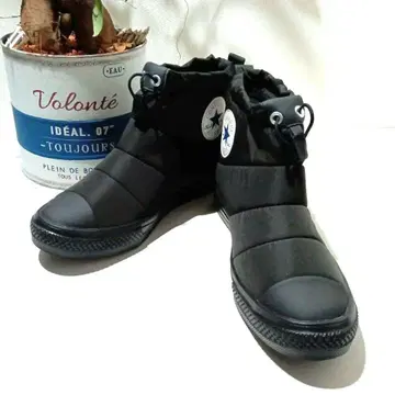 [택 포함 새상품] CONVERSE 블랙 스니커즈 타입 부츠 23.5cm