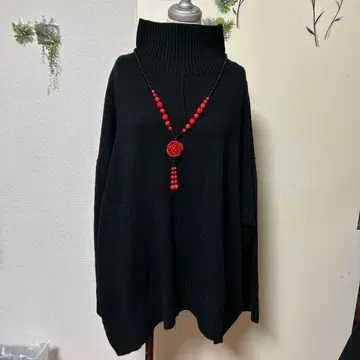 오버사이즈 하이넥 스웨터