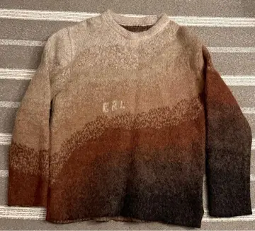 ERL 그라데이션 니트 스웨터