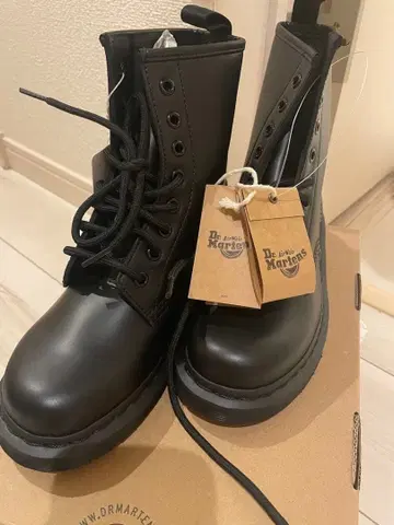 닥터마틴 새상품 올블랙